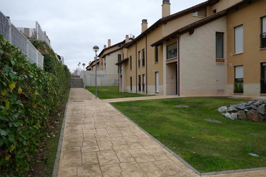 Vino Montana & Jardin Garaje Netflix Wifi Incluido, Lägenhet Sojuela Exteriör bild
