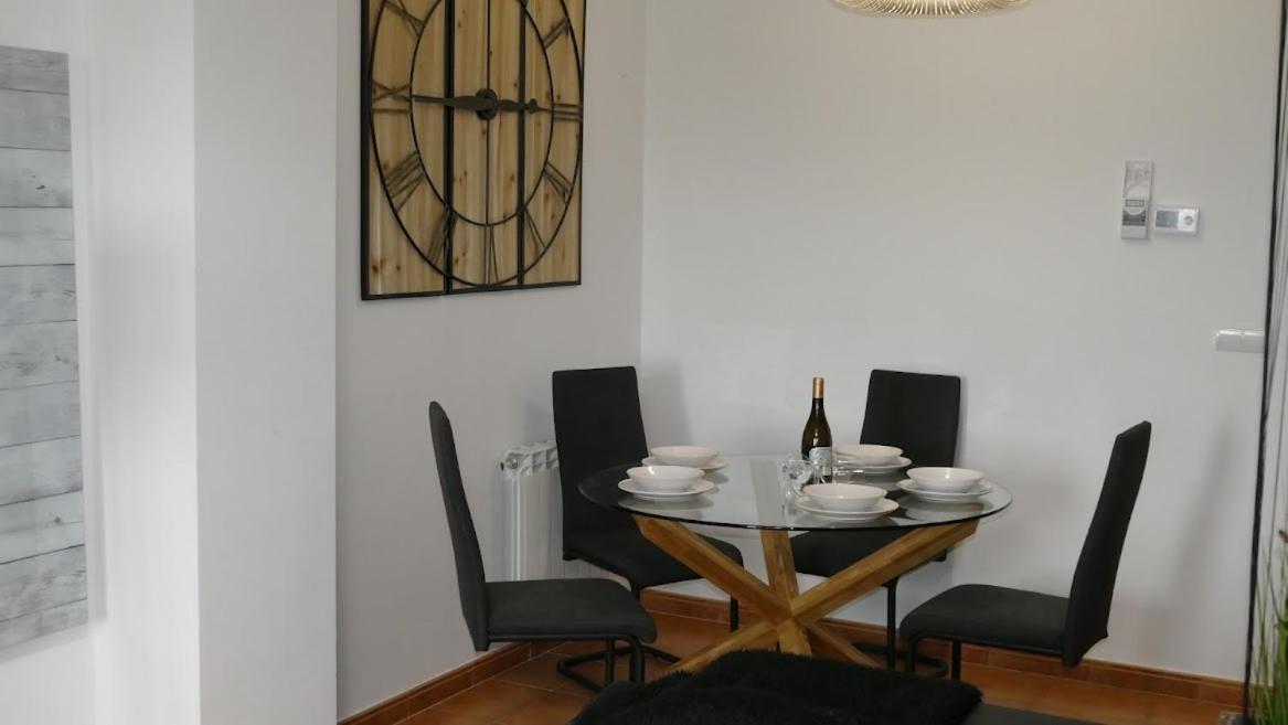 Vino Montana & Jardin Garaje Netflix Wifi Incluido, Lägenhet Sojuela Exteriör bild